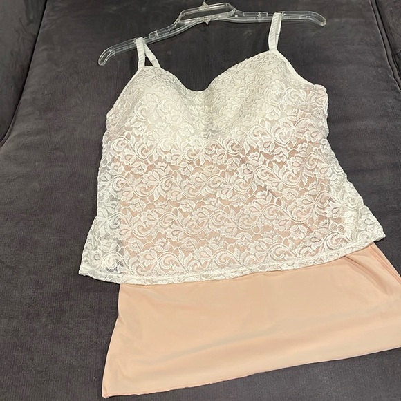 Camisole Beautiful White Lace. Has padded built in bra with fresh color slip. - Picture 3 of 14